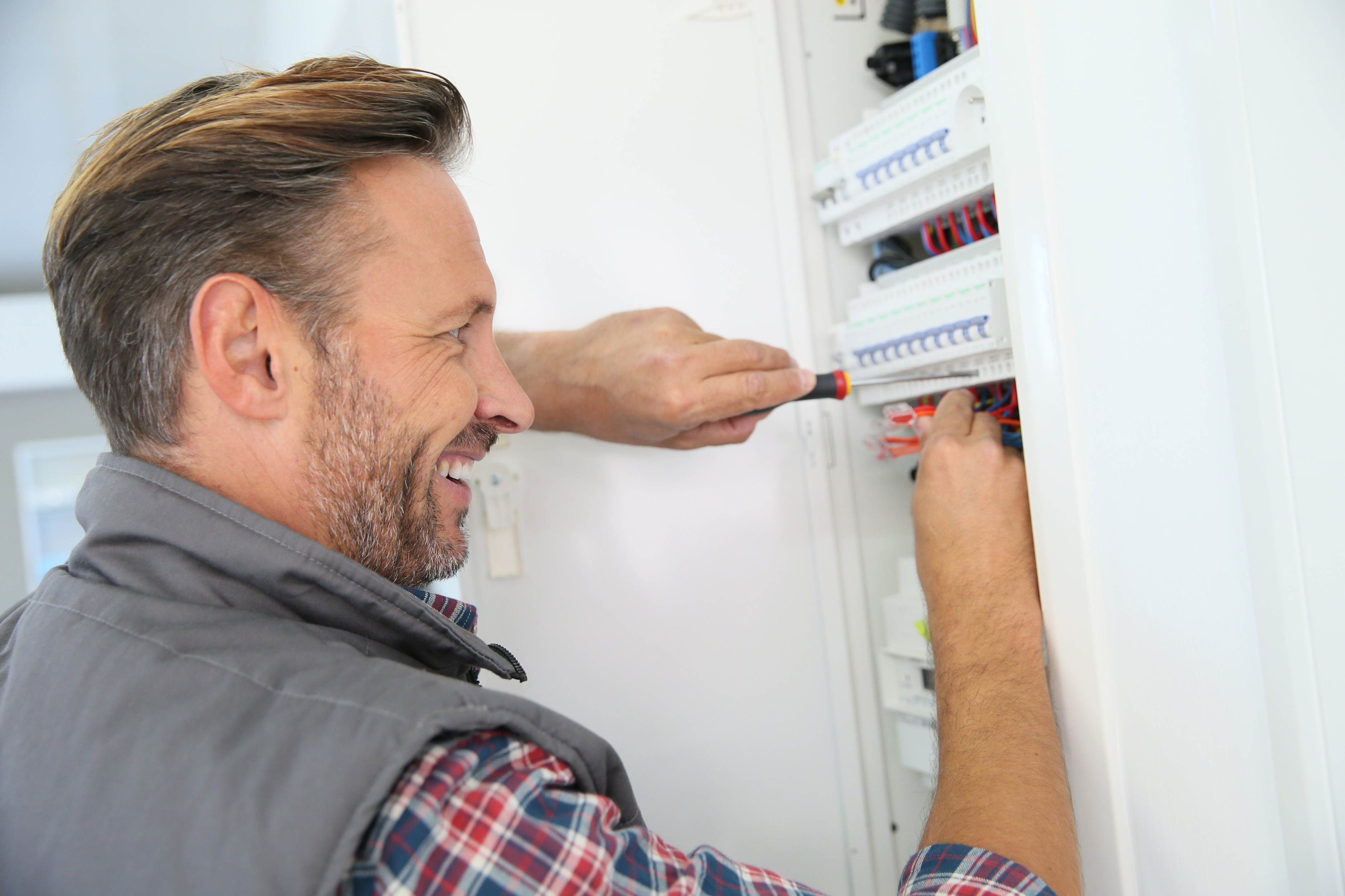 Norme électrique NF C 15-100 : réussir vos installations en toute sécurité