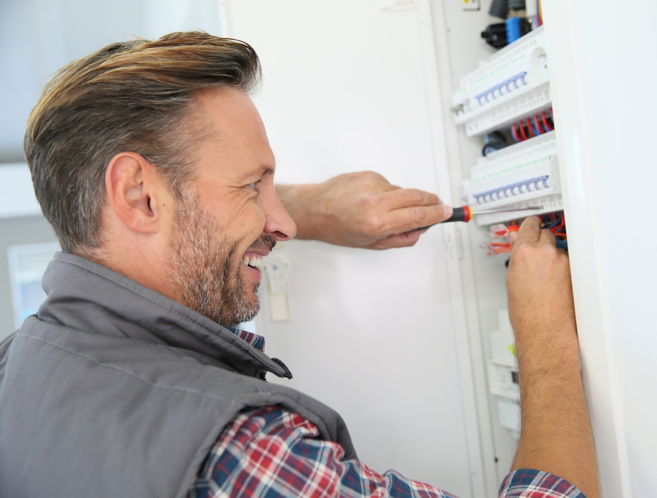 Norme électrique NF C 15-100 : réussir vos installations en toute sécurité