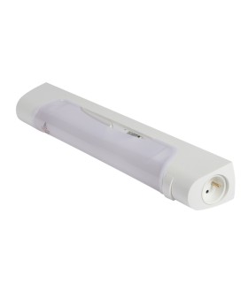 Applique avec interrupteur et prise 2P+T pour SDB et cuisines