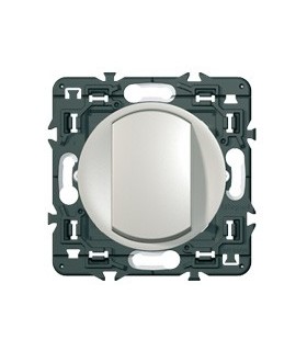 Interrupteur va-et-vient Céliane enjoliveur Titane