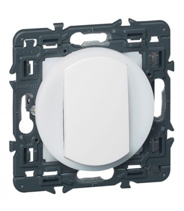 4 interrupteurs va-et-vient Céliane enjoliveur blanc