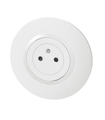 Prise Dooxie 2P+T Surface complète plaque ronde