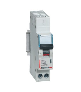 Disjoncteur DNX³ 4500 - auto/auto - U+N 230V~ 32A - 4,5kA - courbe D - 1 mod