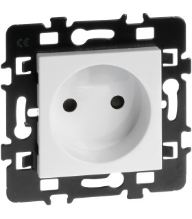 Prise 2P + Enjoliveur Esprit