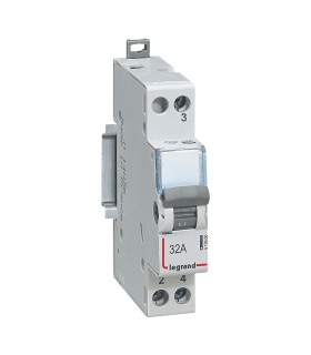 Interrupteur inverseur modulaire va-et-vient LEGRAND 250V~ 1 module