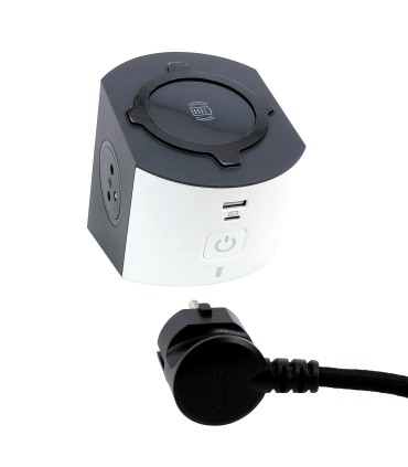 Station de charge 2P+T +2 USB + induction Legrand