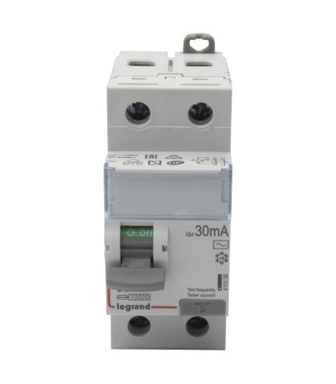 Inter diff DX³-ID 63A - type AC - 30mA vis/vis - 2P- 230V~ départ bas - 2 m