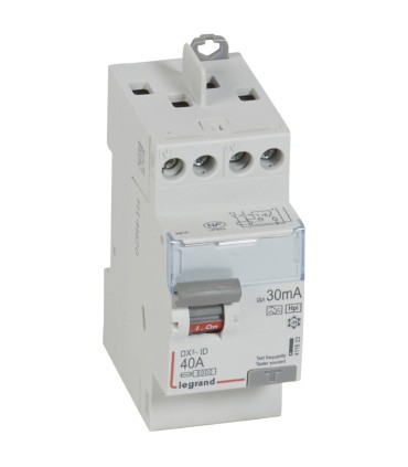 Inter diff DX³-ID -40A -type F- 30mA vis/vis - 2P - 230V~ départ haut - 2m