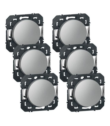 Dooxie 6 interrupteurs ou va-et-vient 10AX 250V finition alu