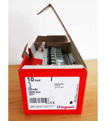 Lot de 10 disjoncteurs 20A à vis / Legrand