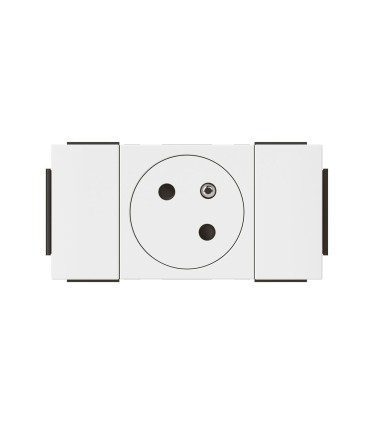 Prise 2P+T Surface Soluclip pour goulotte Mosaic à clippage direct 2 modules blanc