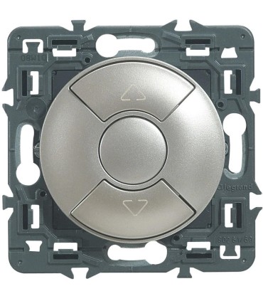 Interrupteur individuel de volets roulants Céliane 6A 250 V enjoliveur Titane