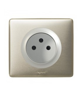 Prise de courant 2 pôles Céliane complète titane