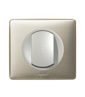 Télérupteur silencieux 2000w Legrand celiane titane complet