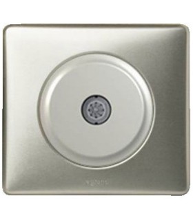 Prise TV simple blindée Céliane complète Titane