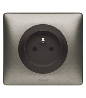 Prise connectée Céliane with Netatmo 2P+T 16A plaque graphite