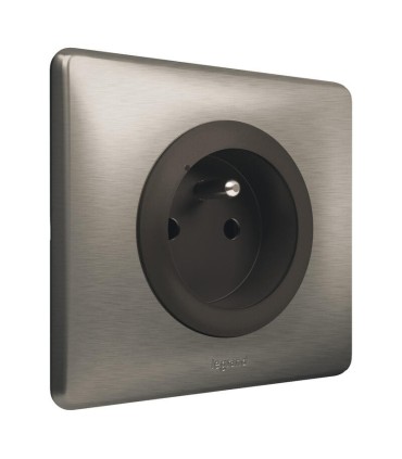 Prise connectée Céliane with Netatmo 2P+T 16A plaque graphite