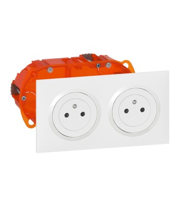 Kit double prises de courant 2P+T Surface Dooxie 16A précâblées blanc