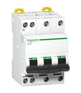 ACTI9 DT40 3P+N 6A COURBE C