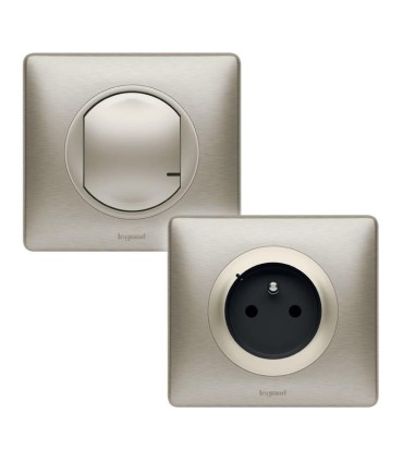 Prêt à poser Céliane créer une prise commandée : prise + cde sans fil - titane