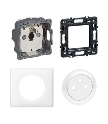 Prise de courant standard avec terre Legrand céliane blanc complet