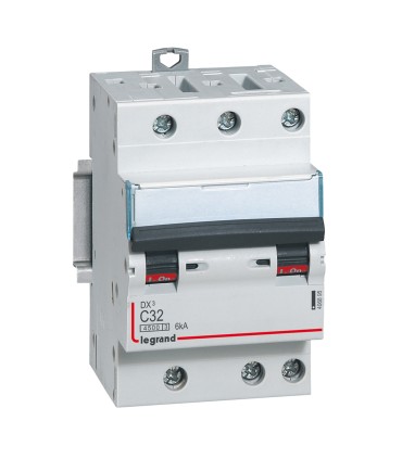 Disjoncteur DX³ 4500 - vis/vis - 3P - 400 V~ 32A - 6kA - courbe C - 3 mod