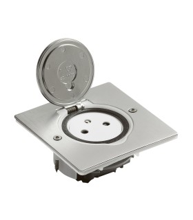 Prise de Sol 2P+T Carré - Inox Brossé / Legrand